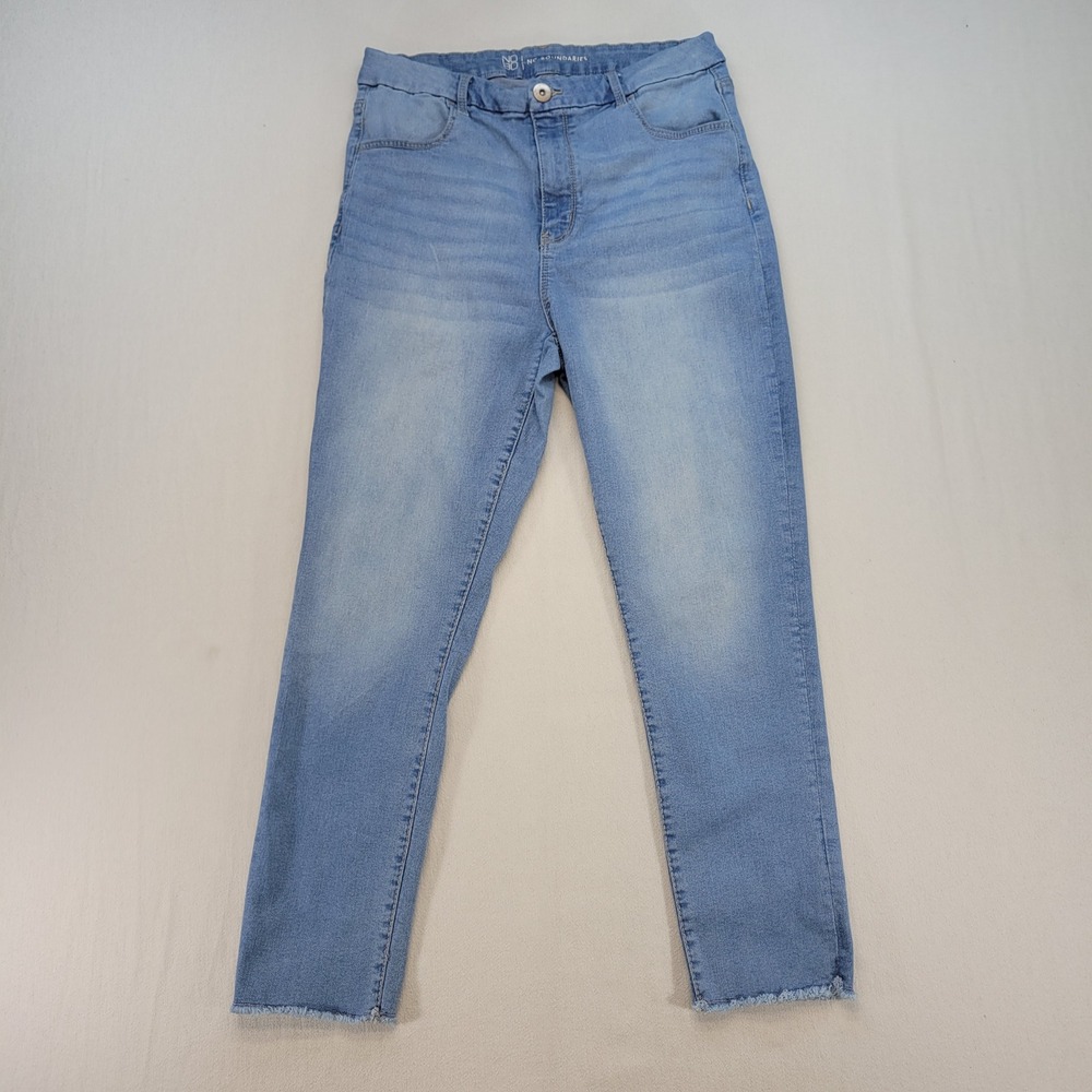 No Boundaries Skinny Jeans Juniors 15 Light Wash Raw Hem High Rise Stretch Denim